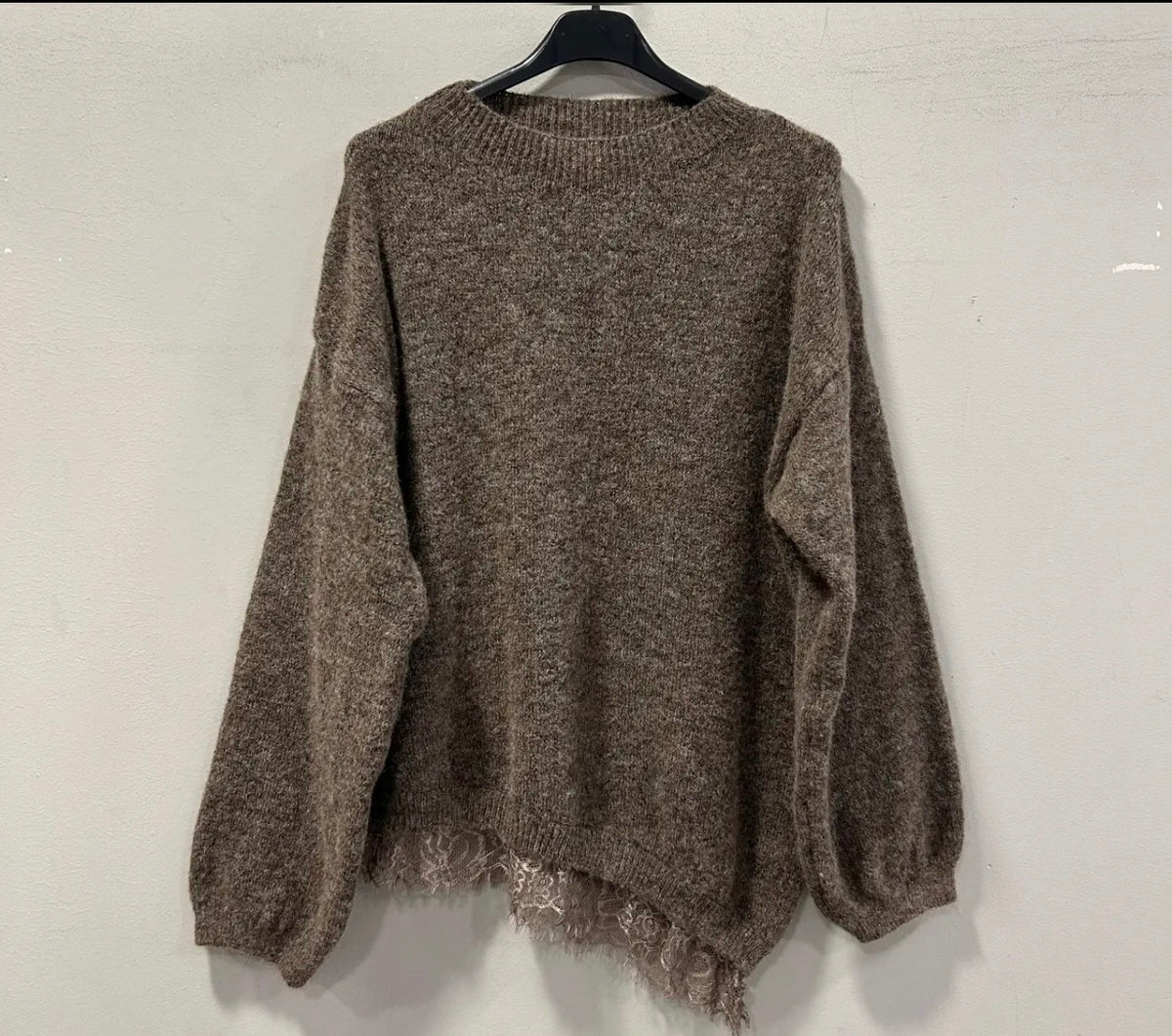 Pullover mit Spitze